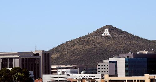 'A' Mountain and downtown Tucson. Photo by Jesus Barrera / The Daily Wildcat 