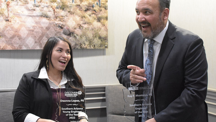 Deanna López and Ray Montoya smiling and posing with their awards from the  American Society of Civil Engineers